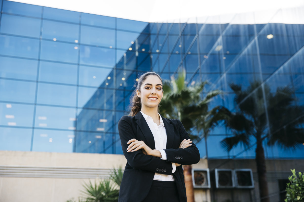 How an Online Executive MBA Can Accelerate Your Leadership and Career Growth