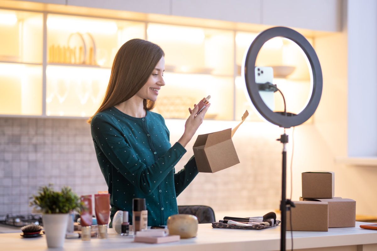 AI Product Videos for Filipino Online Sellers: A Phone-First Guide