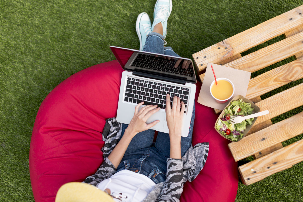 How to Build a Leisure List for Rainy Days, Lazy Weekends, and Busy Weeknights